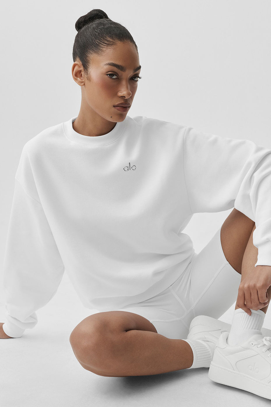 Accolade Crew Neck Pullover - White - Image 3