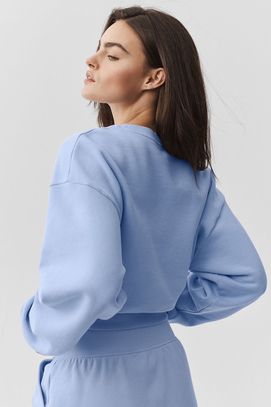 Cropped Accolade Crewneck - Light Provence Blue - Image 2