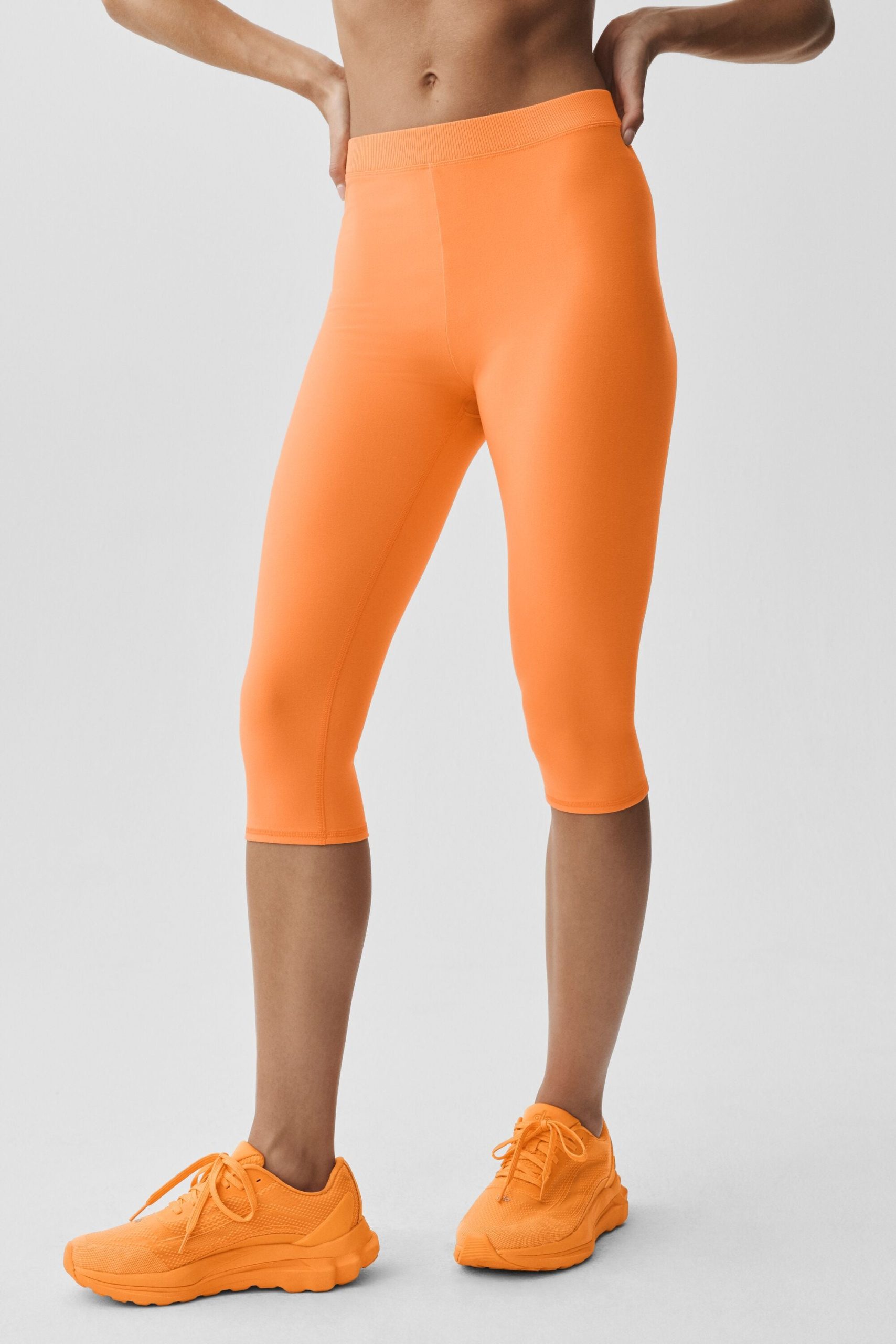 Alosoft High-Waist Iconic 90's Capri - Satsuma Breeze - Image 3
